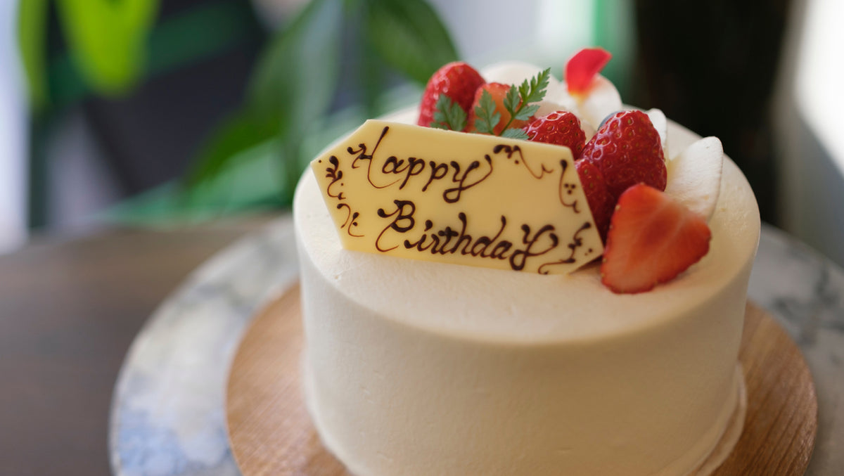 ホールケーキ（店舗でのお受け取り・要ご予約）